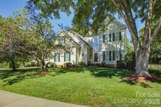 11611 Knightsdale Drive, Charlotte, NC 28277