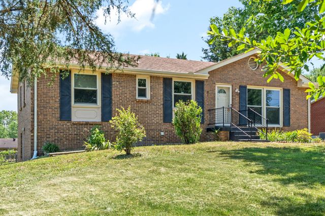 208 Aster Dr, Clarksville, TN 37042