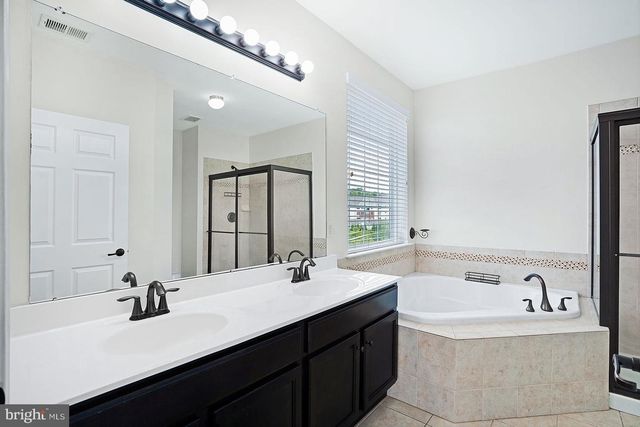4532 CHAMPIONS RUN, Cherry Hill, NJ 08002