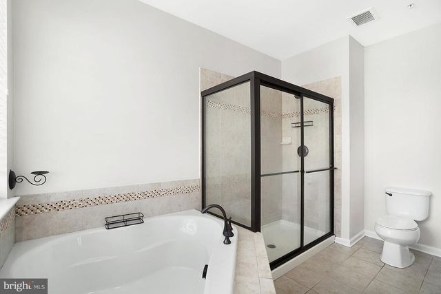 4532 CHAMPIONS RUN, Cherry Hill, NJ 08002