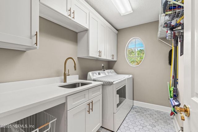 1759 COUNTRY WALK Drive, Fleming Island, FL 32003