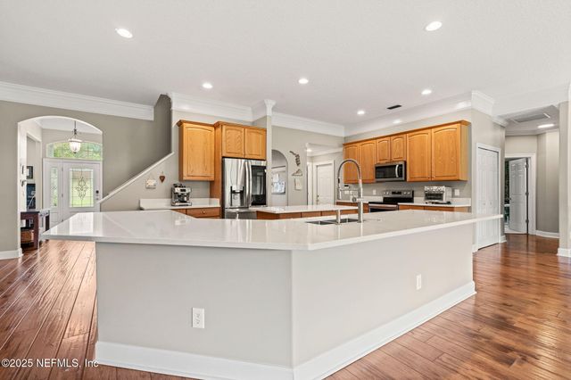 1759 COUNTRY WALK Drive, Fleming Island, FL 32003