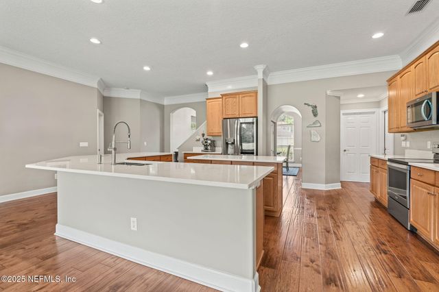 1759 COUNTRY WALK Drive, Fleming Island, FL 32003