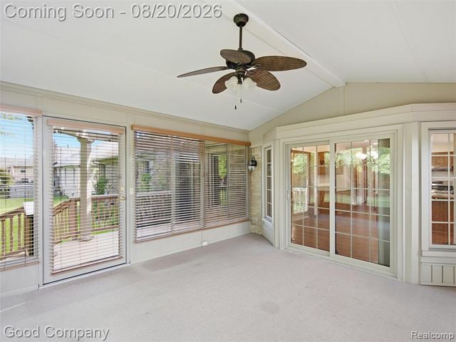 48582 Penrose Lane, Macomb, MI 48044
