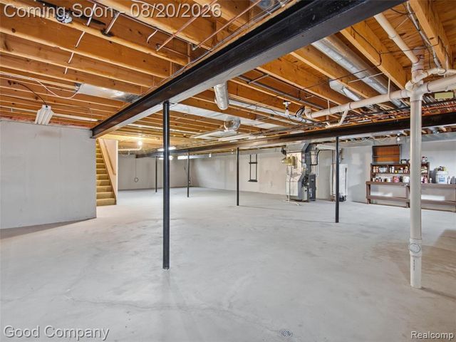 48582 Penrose Lane, Macomb, MI 48044