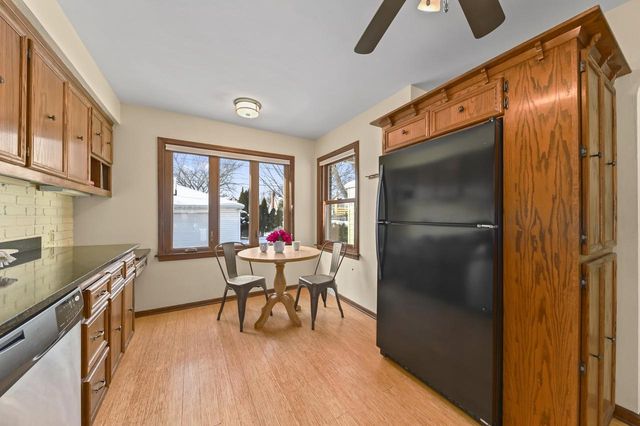 2551 N 81st STREET, Wauwatosa, WI 53213