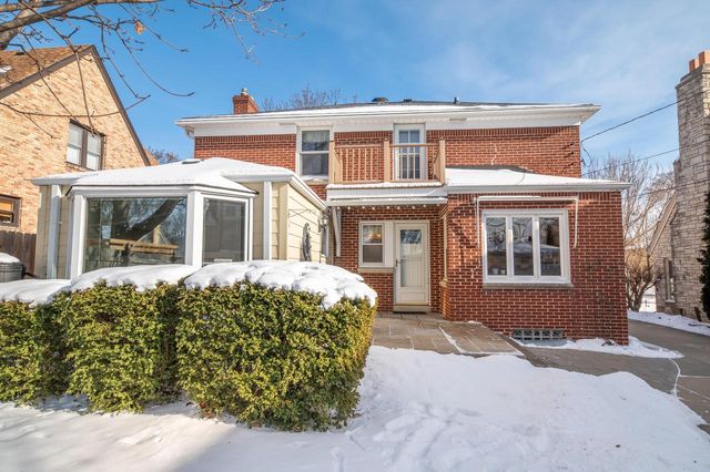 2551 N 81st STREET, Wauwatosa, WI 53213