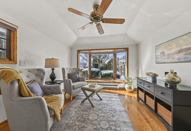 2551 N 81st STREET, Wauwatosa, WI 53213