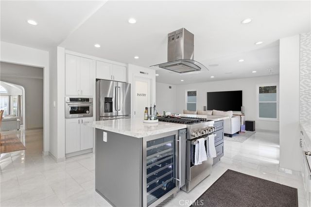 3642 Locust Ave, Long Beach, CA 90807