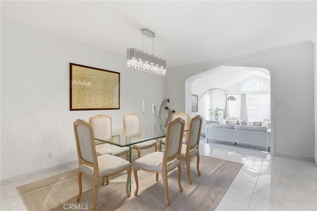 3642 Locust Ave, Long Beach, CA 90807