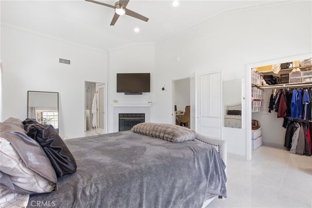 3642 Locust Ave, Long Beach, CA 90807