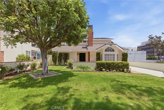 3642 Locust Ave, Long Beach, CA 90807
