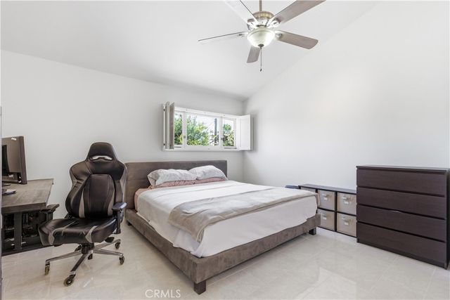 3642 Locust Ave, Long Beach, CA 90807