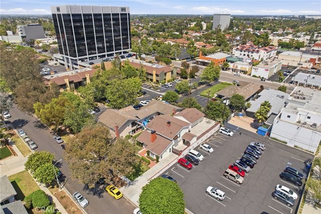3642 Locust Ave, Long Beach, CA 90807