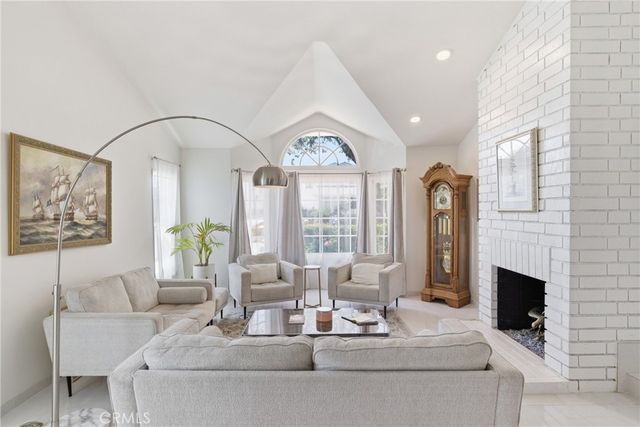 3642 Locust Ave, Long Beach, CA 90807