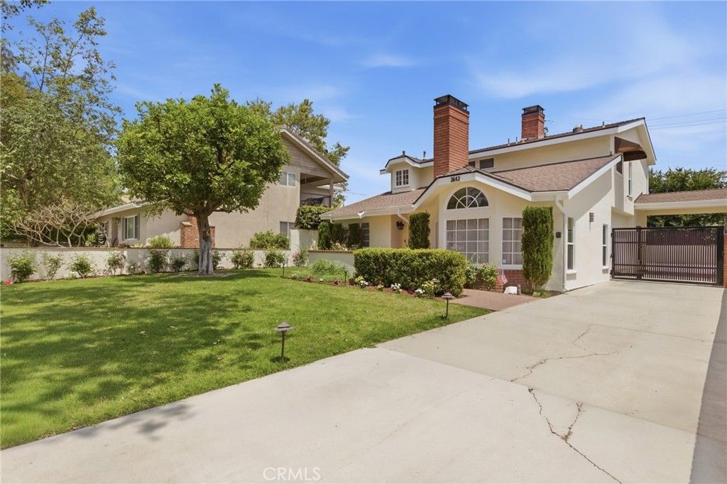 3642 Locust Ave, Long Beach, CA 90807