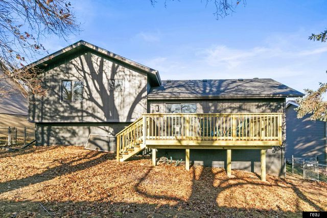 15229 Lincoln Circle, Omaha, NE 68154