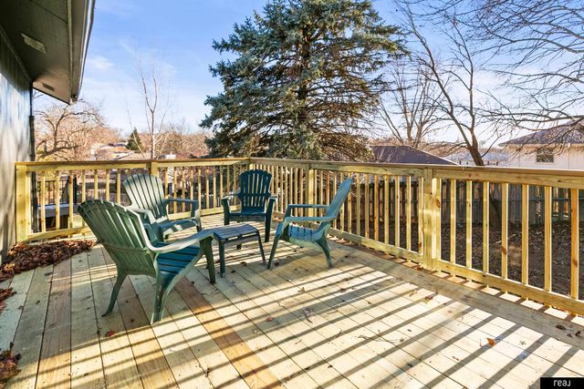 15229 Lincoln Circle, Omaha, NE 68154