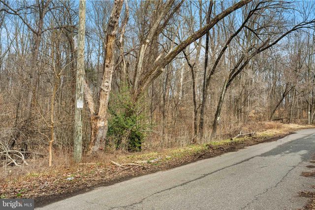 6106 WESSON DR, Suitland, MD 20746