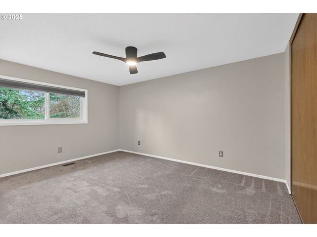 1944 Ne BROGDEN Ct, Hillsboro, OR 97124