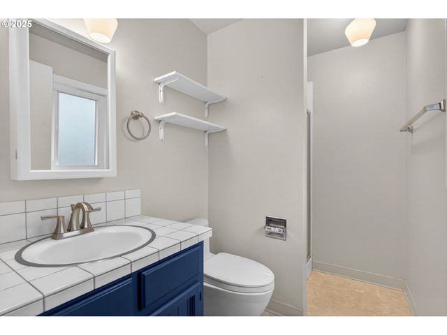 1944 Ne BROGDEN Ct, Hillsboro, OR 97124