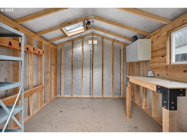 1944 Ne BROGDEN Ct, Hillsboro, OR 97124