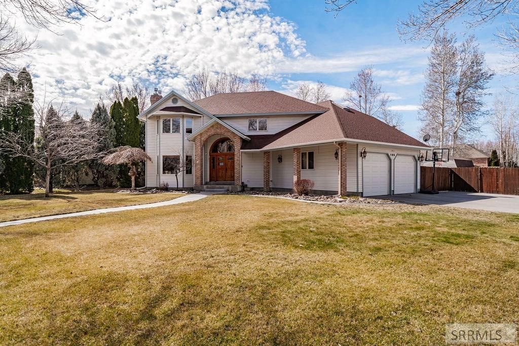 Image 2 of property listing at 105 Harvest Run Drive, Idaho Falls, ID 83404