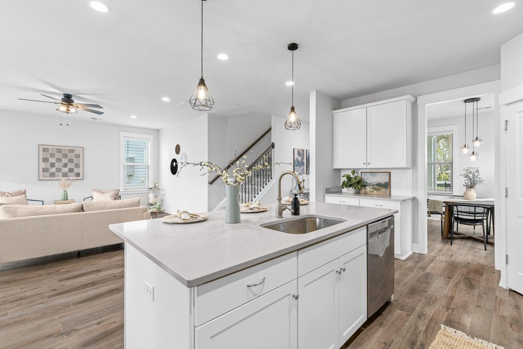 Image 16 of property listing at 2119 Kemmerlin Street, Johns Island, SC 29455