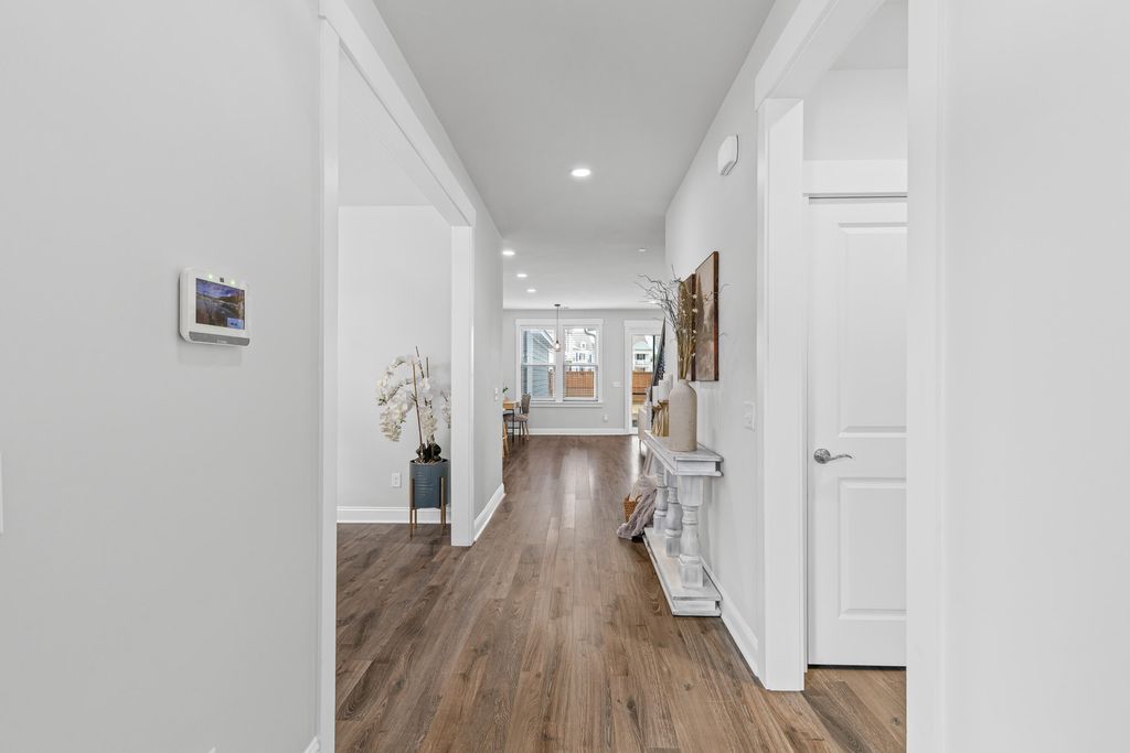 Image 9 of property listing at 2119 Kemmerlin Street, Johns Island, SC 29455