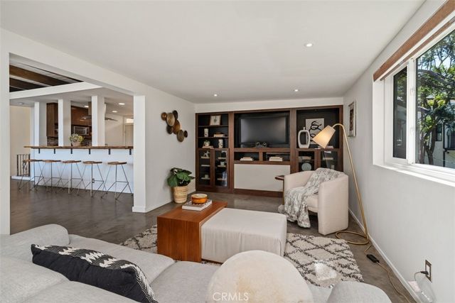 11575 Sunshine Terrace, Studio City, CA 91604