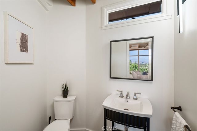 11575 Sunshine Terrace, Studio City, CA 91604