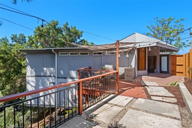 11575 Sunshine Terrace, Studio City, CA 91604