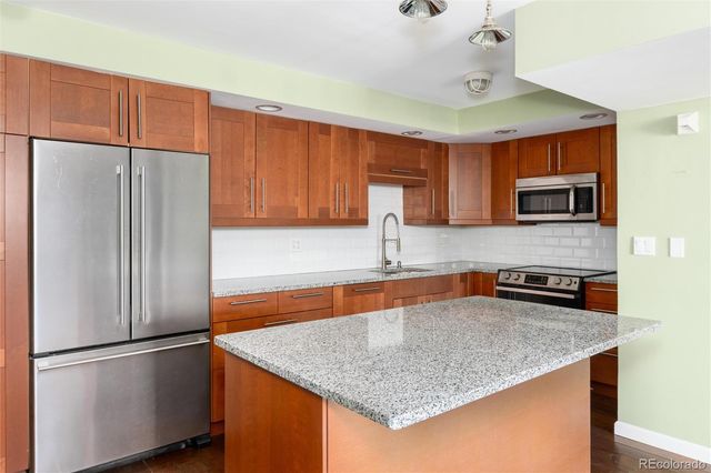 790 N Washington Street 706, Denver, CO 80203