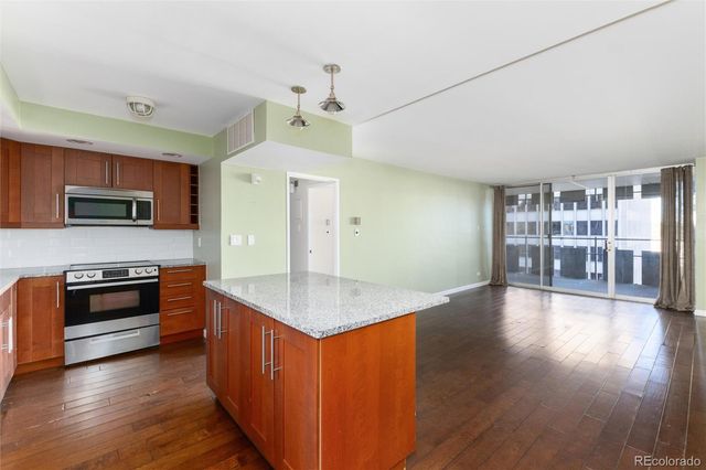 790 N Washington Street 706, Denver, CO 80203