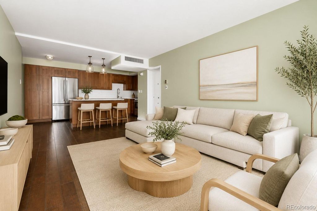 790 N Washington Street 706, Denver, CO 80203