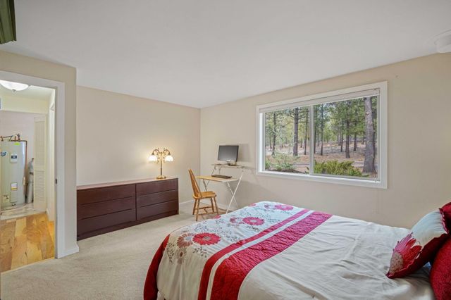 17839 Lava Butte Lane 6, Sunriver, OR 97707