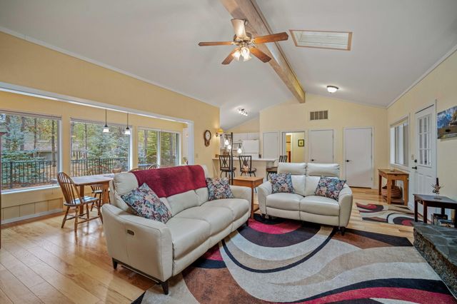 17839 Lava Butte Lane 6, Sunriver, OR 97707