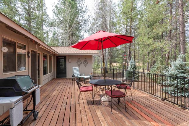 17839 Lava Butte Lane 6, Sunriver, OR 97707