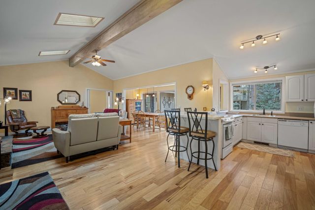 17839 Lava Butte Lane 6, Sunriver, OR 97707