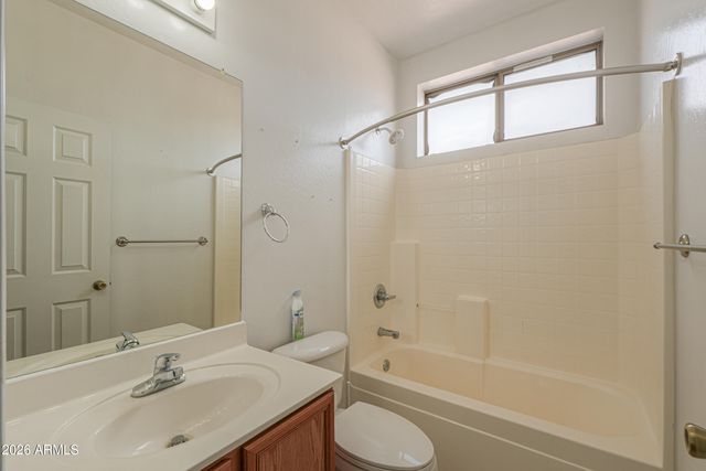 15220 S PADRES Road, Arizona City, AZ 85123