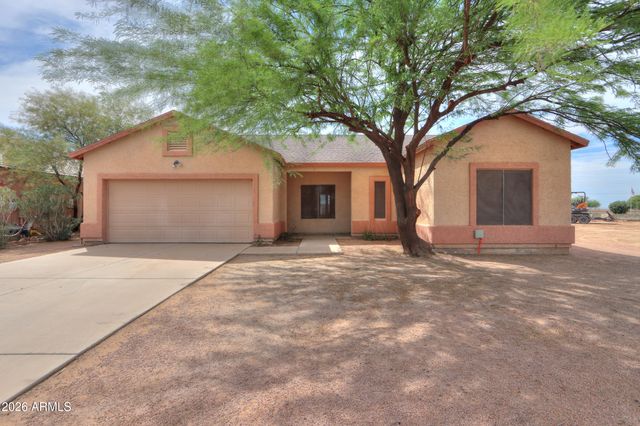 15220 S PADRES Road, Arizona City, AZ 85123