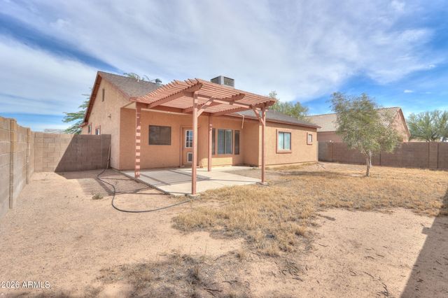 15220 S PADRES Road, Arizona City, AZ 85123