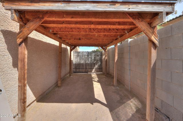 15220 S PADRES Road, Arizona City, AZ 85123