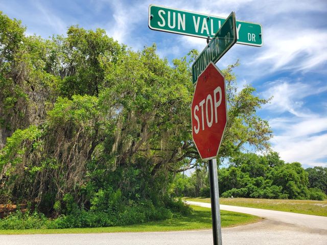 5749 Thunder Rd, Sebring, FL 33876