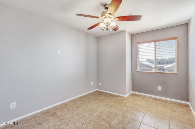 8782 E PINCHOT Avenue, Scottsdale, AZ 85251