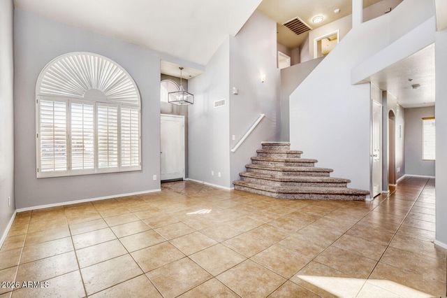 8782 E PINCHOT Avenue, Scottsdale, AZ 85251