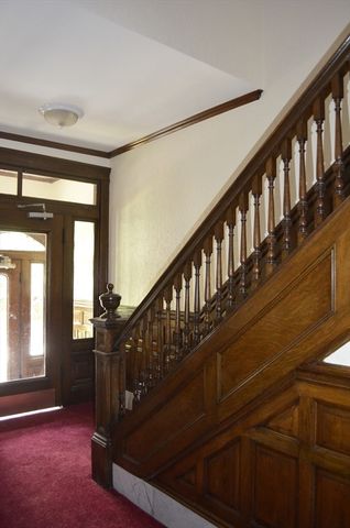 12 Kisyth Rd 3A, Brookline, MA 02445