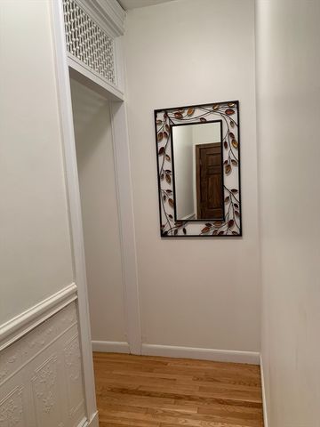 12 Kisyth Rd 3A, Brookline, MA 02445