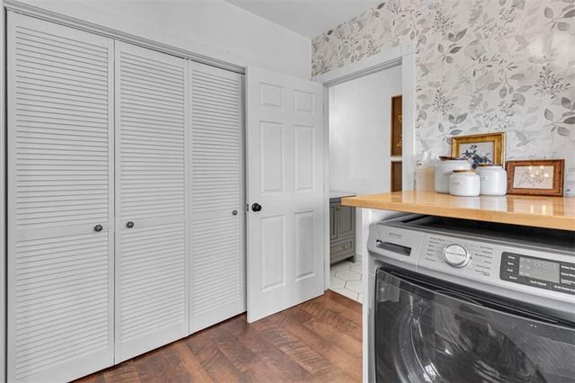 27440 W 215th Street, Spring Hill, KS 66083