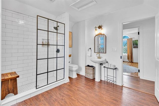 27440 W 215th Street, Spring Hill, KS 66083